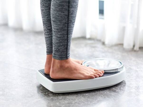 weighing with weight loss of 5 kg per week